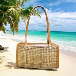 Brand New Without Tags (NWOT)
Tommy Bahama Rattan and Leather
Shoulder Tote Bag.